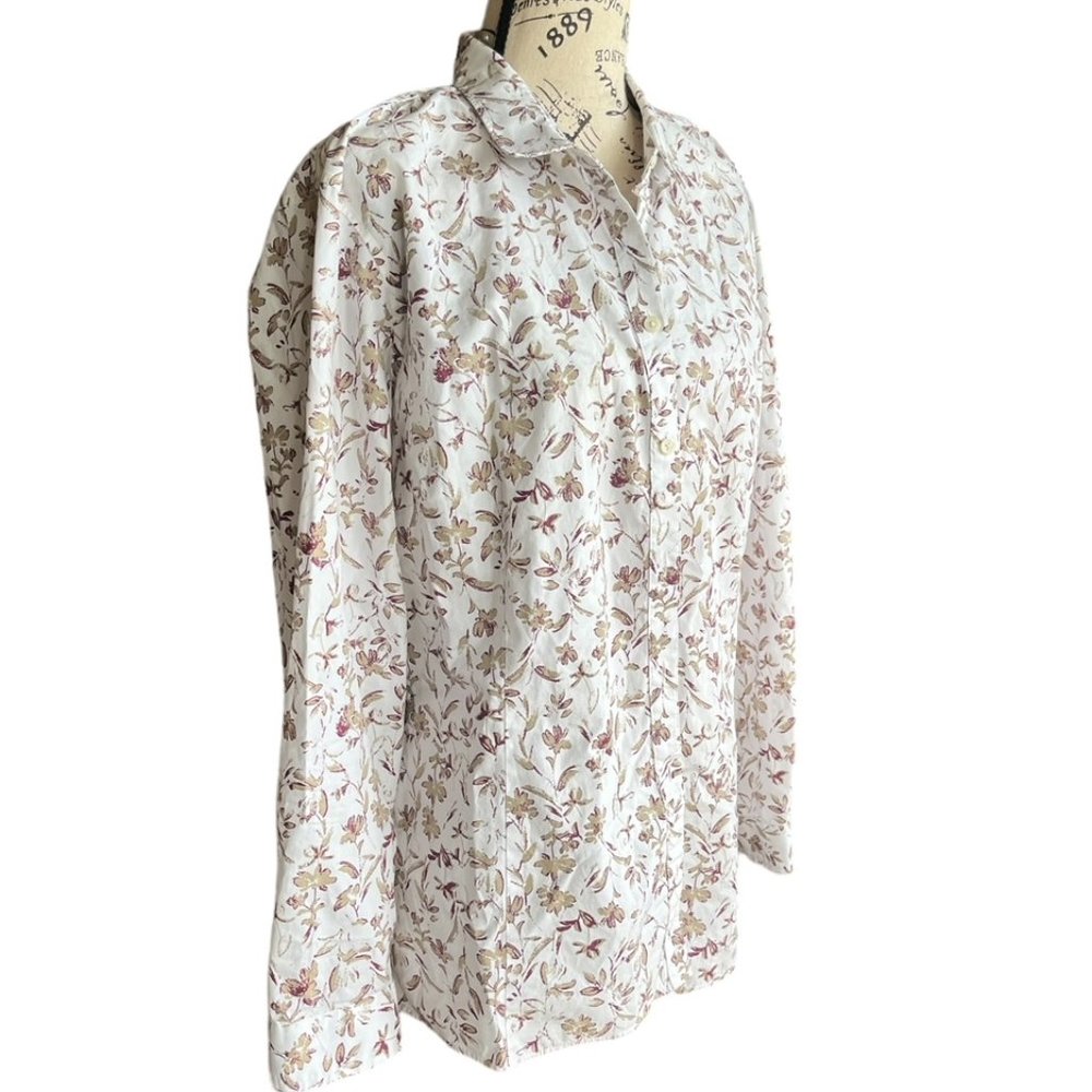Eddie Bauer Button down